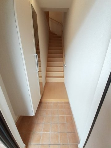 メゾン　エテルナの玄関