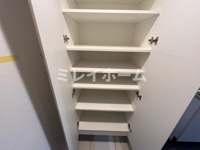 ドゥーエ大鳥居WESTの玄関|同建物内別のお部屋の参考写真になります。
