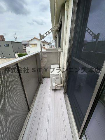 仲介手数料0円！リーブル　REN 	のバルコニー