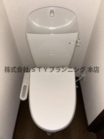 仲介手数料0円！リーブル　REN 	のトイレ