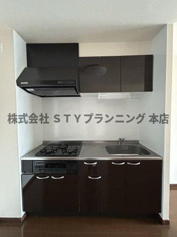仲介手数料0円！リーブル　REN 	のキッチン