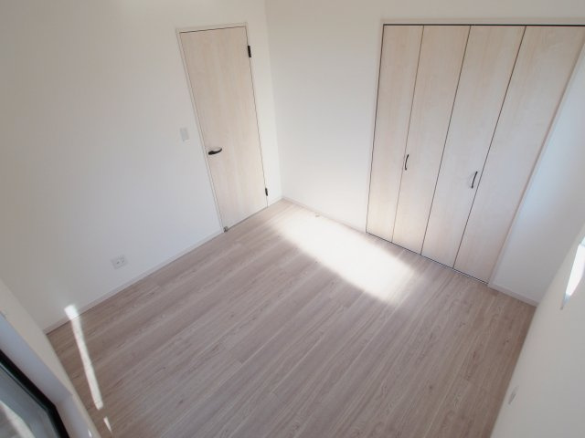 三迫APARTMENTの洋室