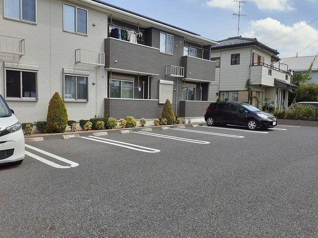 ピュアアクティブⅡの駐車場