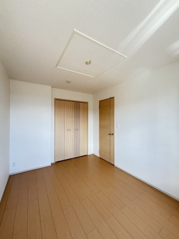 セレッソ　Ｃの洋室