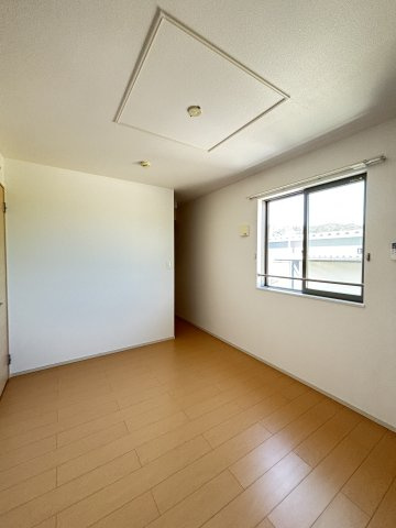 セレッソ　Ｃの洋室