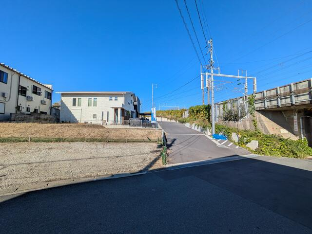 【トーヨーホーム売主/売建】緑区清水山二丁目 Ｂ分譲の前面道路含む現地写真|東側私道