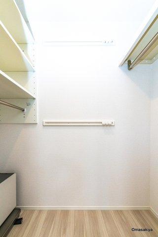コラージュくりたの収納