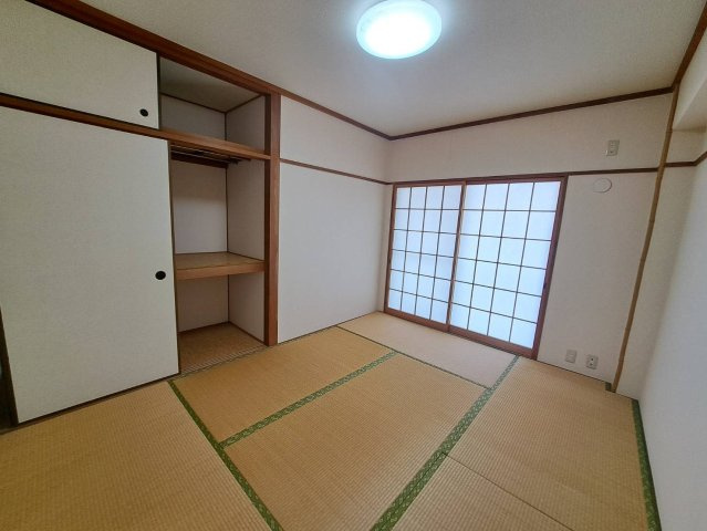 コーポ芝中の和室