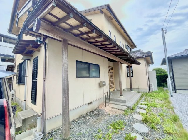 売中古戸建　中央区小池町の外観|ファミリー世帯にゆとりのある5LDK。