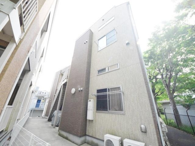 アガスターシェの外観