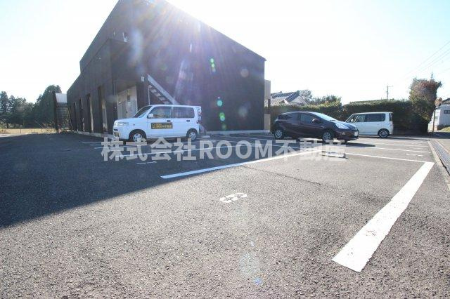 サンハートの駐車場|駐車スペースもあります