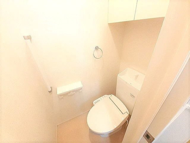 ピンズ唐津Ⅰのトイレ|落ち着いたトイレです