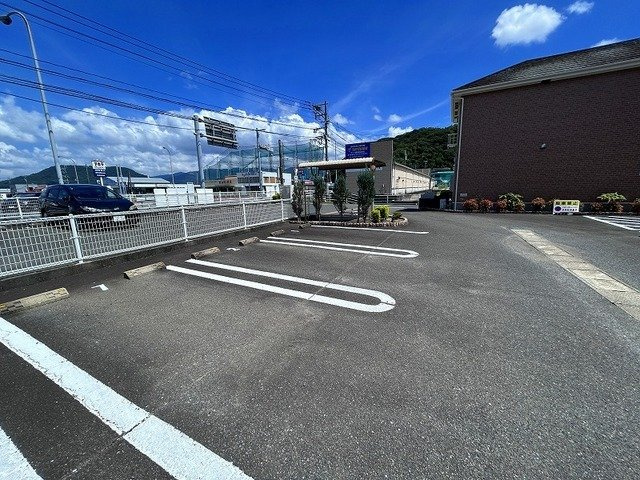 コットン　アベニュー　Ｂの駐車場|駐車場です