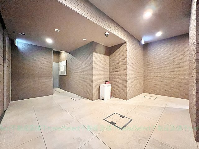 名駅アイサンメゾンのエントランス