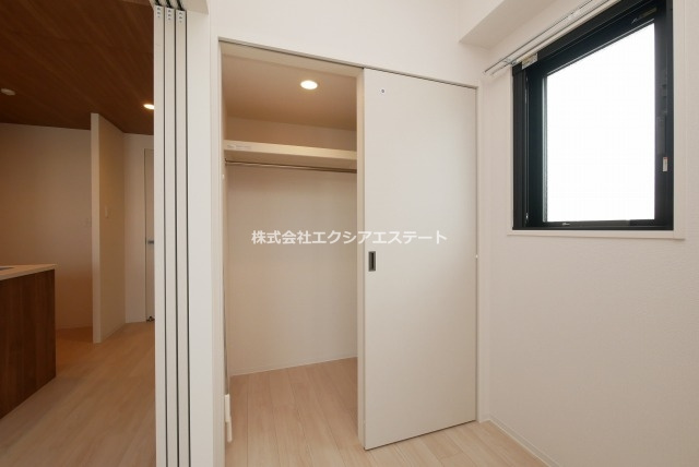 シャテーニュ上本町の収納