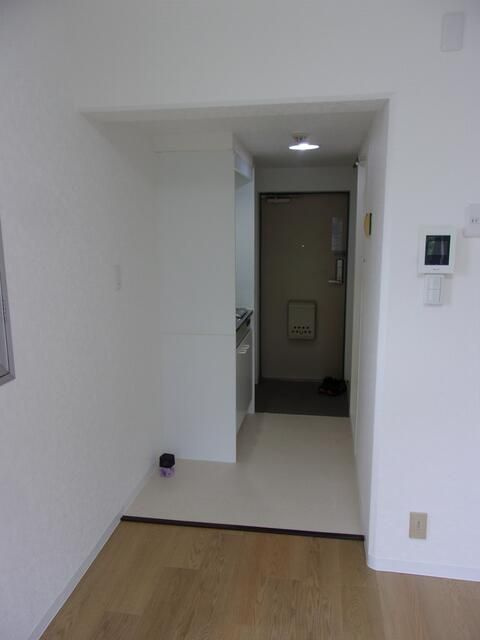 朝日プラザ希望ヶ丘の玄関