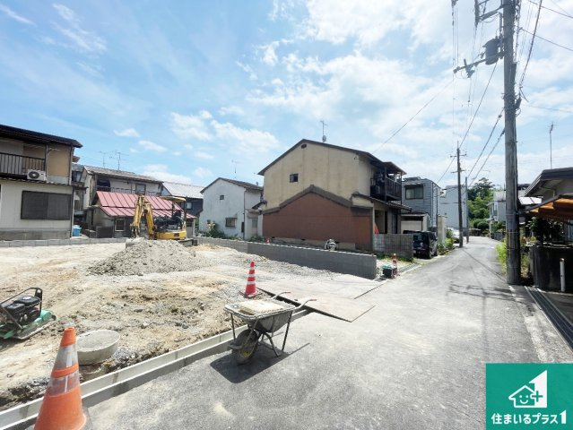 ★大津市衣川　第1期　新築一戸建ての前面道路含む現地写真|周辺は落ち着いた街並みの住宅地！子育てがしやすい住環境です！まだ未完成ですが、現地でしかわからない事もございます。是非一度ご覧ください。