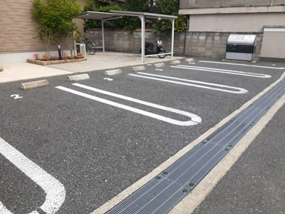 【駐車場】 | クリ－ル　ポッシュＴ＆Ｋ | 駐車場完備です