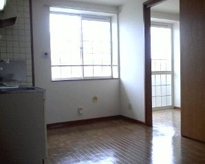 ジュネス９９Ｂの内装|中はこのようになっています