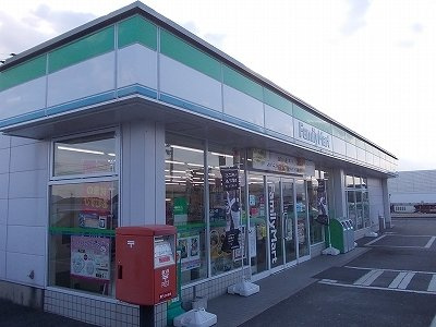 ヴィラージュ・コートの周辺|ファミリーマート上板七條店様まで1200m
