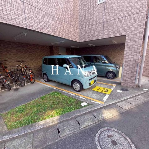 ＣＡＳＳＩＡ浦安の駐車場