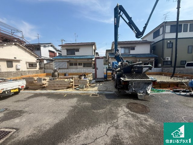 羽曳野市南恵我之荘　第2期　新築一戸建ての外観|周辺は落ち着いた街並みの住宅地！子育てがしやすい住環境です！まだ未完成ですが、現地でしかわからない事もございます。是非一度ご覧ください。