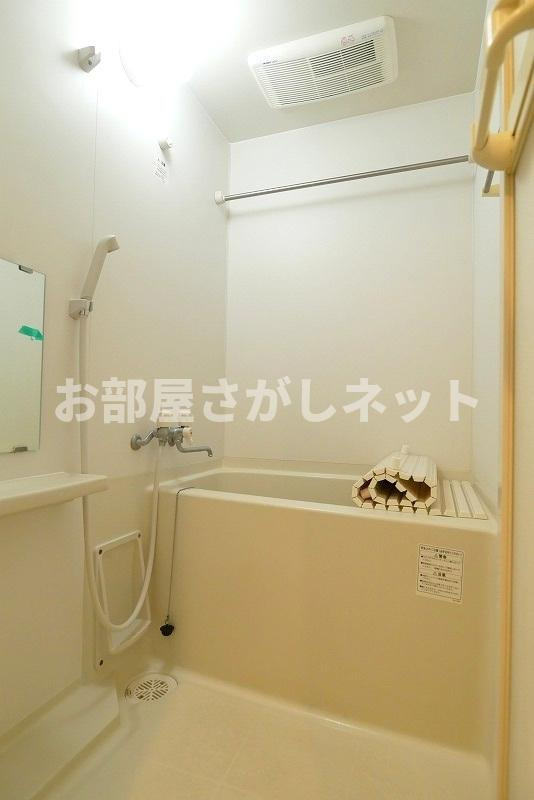 ロメック山手日暮里【おとり物件なし】#学生・社会人にオススメ！初期費用分割払いOK！の浴室