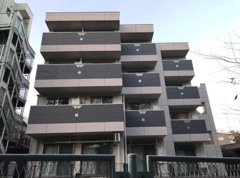 川崎市多摩区西生田３丁目の賃貸マンションの外観