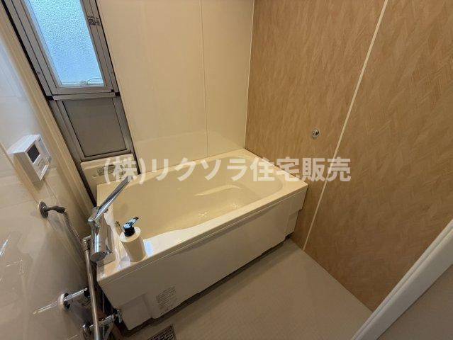藤阪ハイツD6棟の浴室|■物件内覧・資金計画相談・住宅ローン相談、リフォーム相談、お問合せ受付中■
※当日・翌日のご内覧、ご相談はお電話でのお問合せがスムーズです！