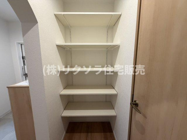 藤阪ハイツD6棟の収納|■物件内覧・資金計画相談・住宅ローン相談、リフォーム相談、お問合せ受付中■
※当日・翌日のご内覧、ご相談はお電話でのお問合せがスムーズです！