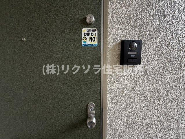 藤阪ハイツD6棟の防犯設備|■物件内覧・資金計画相談・住宅ローン相談、リフォーム相談、お問合せ受付中■
※当日・翌日のご内覧、ご相談はお電話でのお問合せがスムーズです！