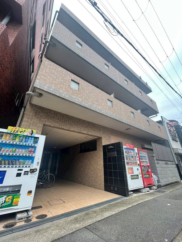 シャーメゾン三宮の外観