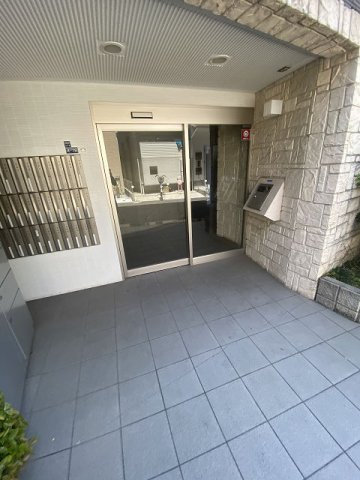 SHIKOKUⅧのエントランス
