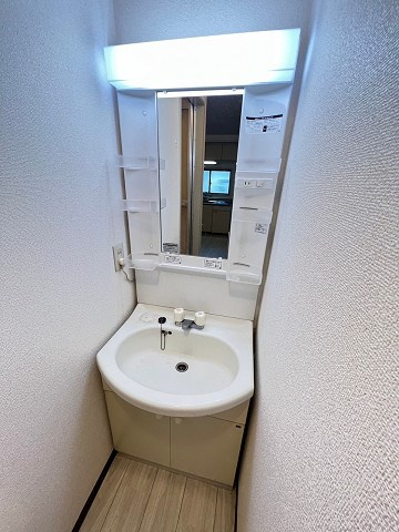 エメラルド崇徳院の洗面所