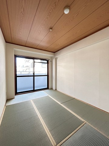 グレース園田の和室