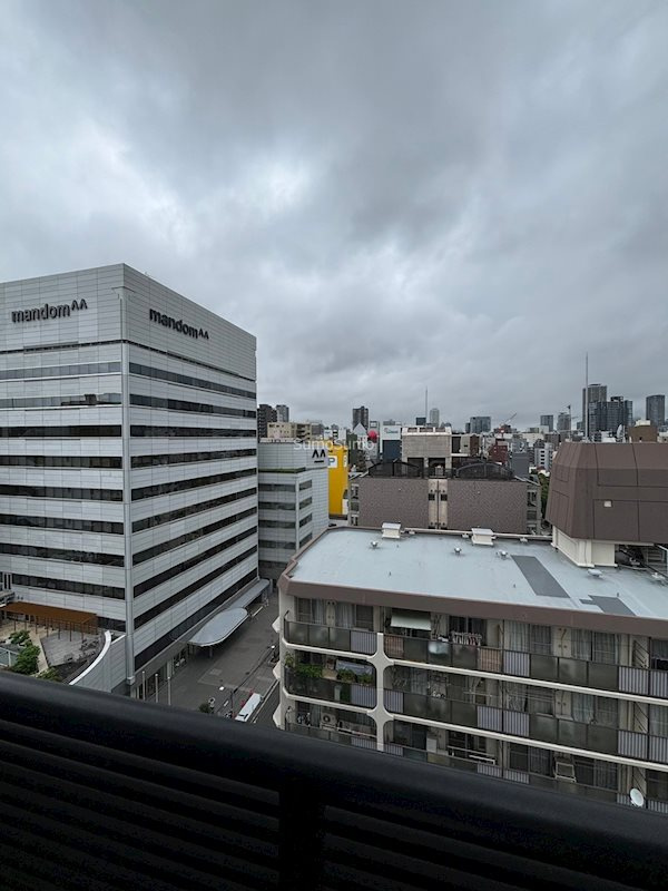 グランルージュ谷町六丁目の展望