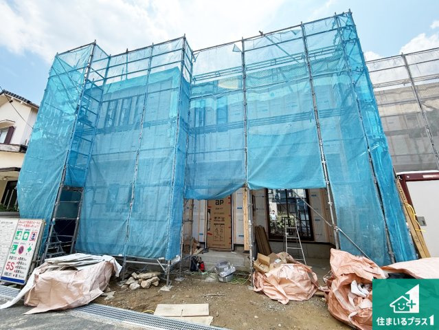 羽曳野市南恵我之荘　第2期　新築一戸建ての外観|周辺は落ち着いた街並みの住宅地！子育てがしやすい住環境です！まだ未完成ですが、現地でしかわからない事もございます。是非一度ご覧ください。