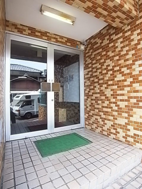 オリーブヒルズ北野のエントランス