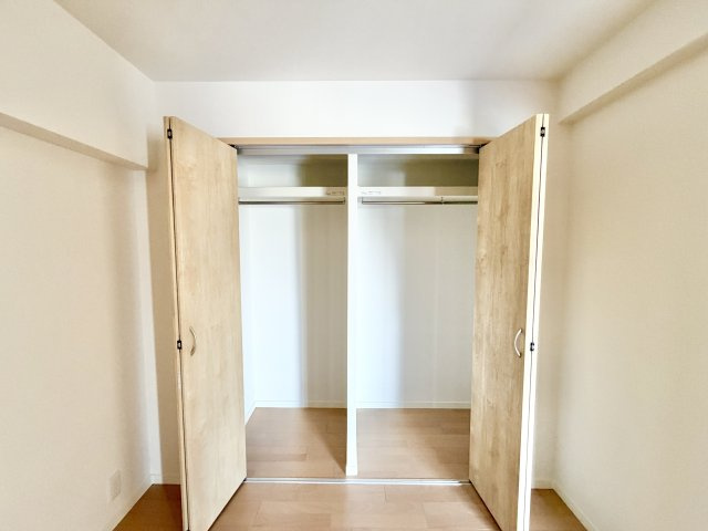 ライオンズマンション覚王山の収納|洋室①収納