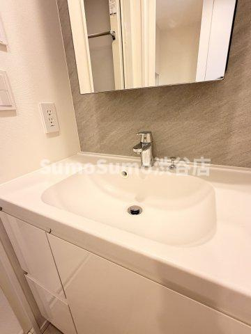 Brillia　ist　池尻大橋の洗面所|コンパクトで使いやすい洗面所