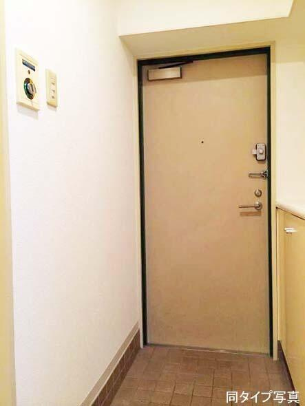 デュエット都立大の玄関