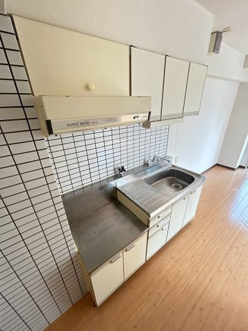 アバントコート本山のキッチン