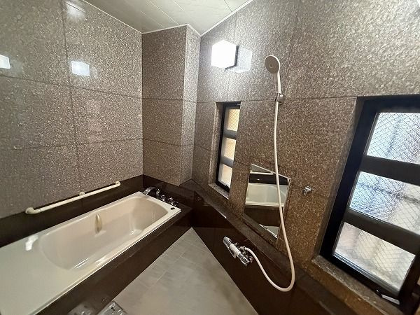 カーサコモド芦屋の浴室