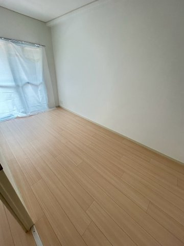 UR武庫川 28号棟の寝室