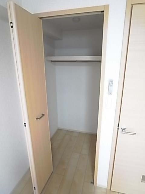 カレントの収納