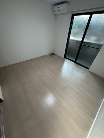 ドエル小松SOUTHの寝室