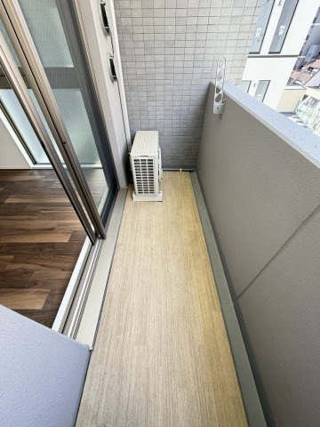 TLRレジデンス本町WESTのバルコニー