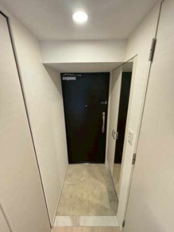 W-STYLE難波の玄関