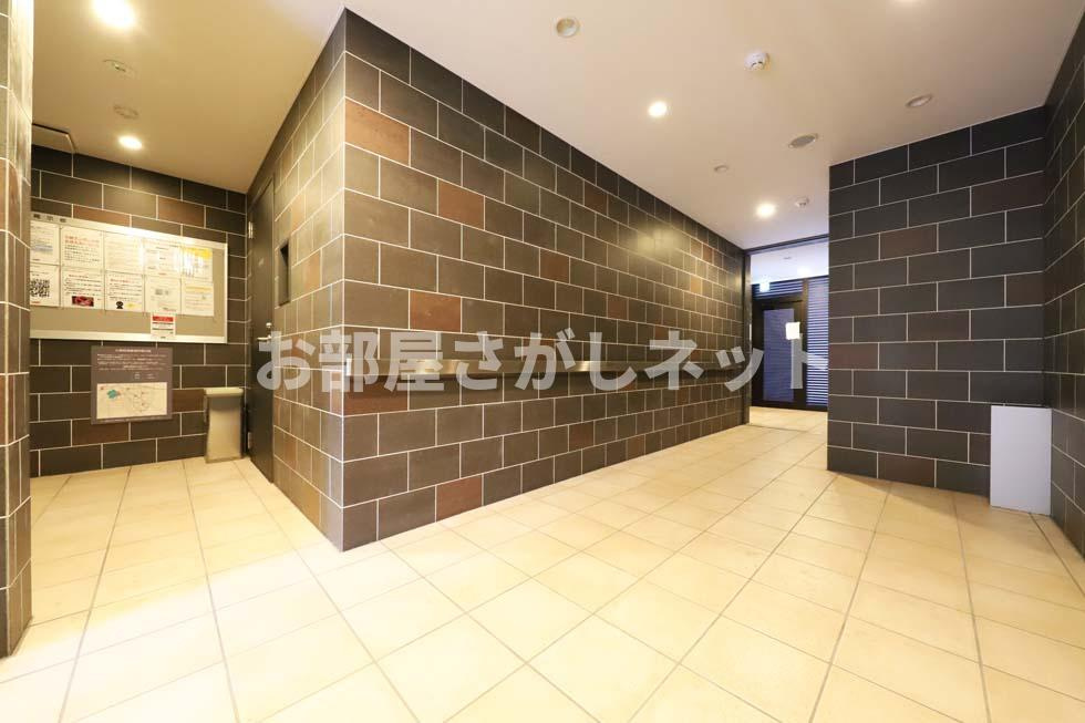PREMIUM CUBE 池袋要町【おとり物件なし】#学生・社会人にオススメ！初期費用分割払いOK！のエントランス
