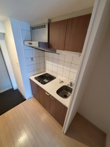 アーデン谷町のキッチン